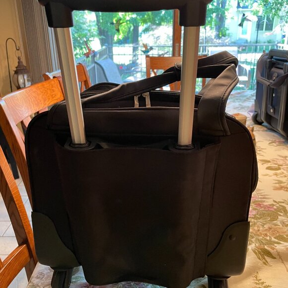 Snoozer The Cooper Four Wheeled Pet Bag 85110 - Picture 3 of 9